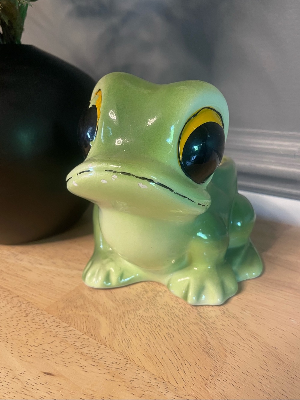 Vintage Green Ceramic Frog Plant Pot